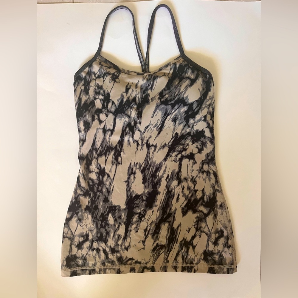 Lululemon power y tank 4